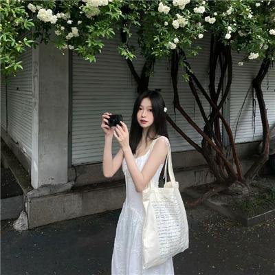 女恶魔人
